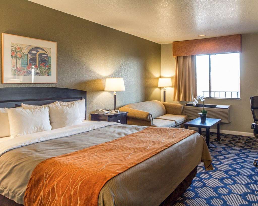 Comfort Inn & Suites Rancho Cordova-Sacramento Room photo